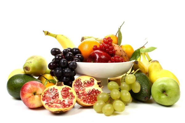Frutas em um prato — Fotografia de Stock