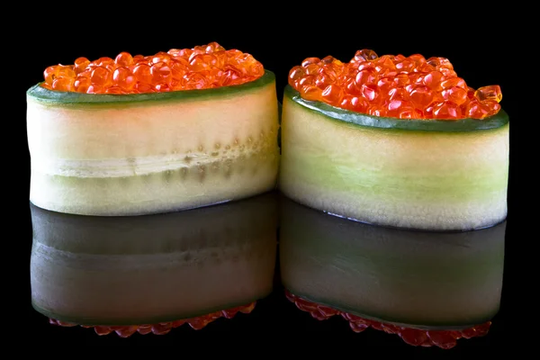 Sushi gunkan ikura — Fotografia de Stock
