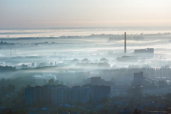 Morning Lviv City periferia (Ucraina) vista da "High Castle" Ciao — Foto Stock