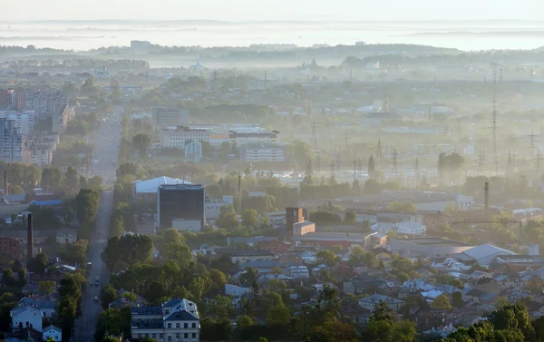 从"高城堡"Hi 查看早上利沃夫市郊区 (乌克兰) — 图库照片