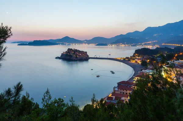 Natt Sveti Stefan havet holme (Montenegro) — Stockfoto