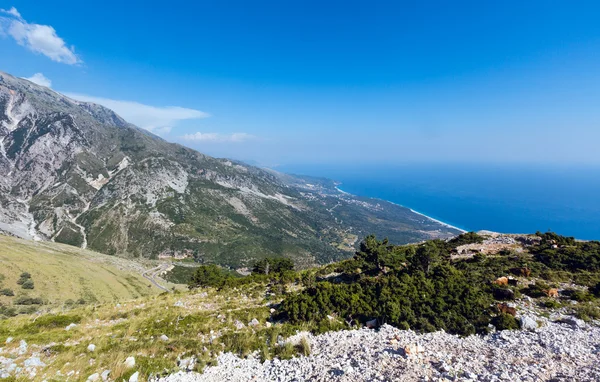 Летний перевал Льгора (Албания) ) — стоковое фото