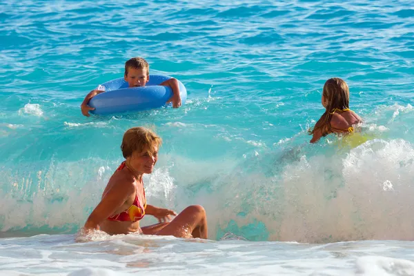 Rodzinne wakacje w lato Morze Jońskie — Zdjęcie stockowe