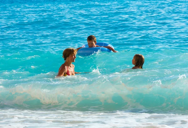 Ailecek tatile yaz İyon Denizi — Stok fotoğraf
