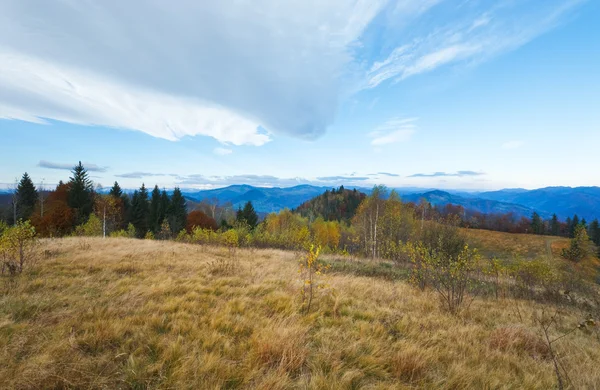 Ochtend herfst berglandschap — Stockfoto