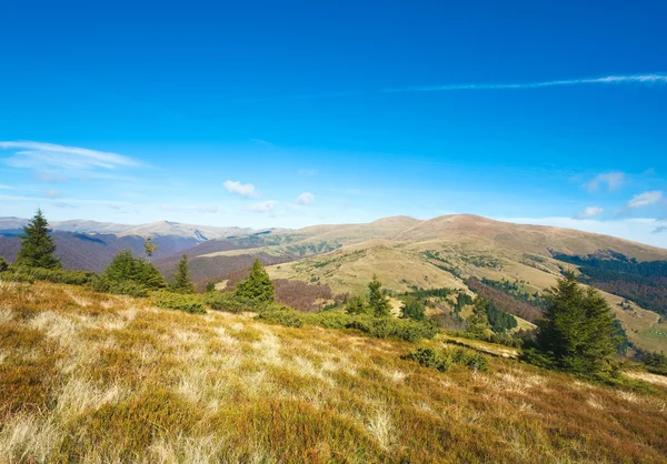 Mattina autunno montagna paesaggio — Foto Stock