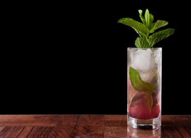 Huckleberry mojito