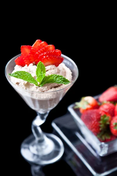 Strawberries and chocolate — Stock Photo, Image