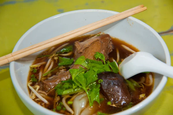 stock image Asian cuisine, rice noodles in white bowl