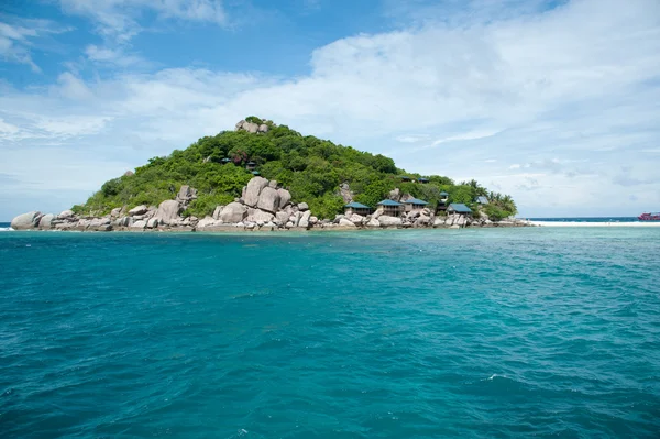Hermoso paraíso tropical en Tailandia: Nang Yuan Island, Tailandia —  Fotos de Stock