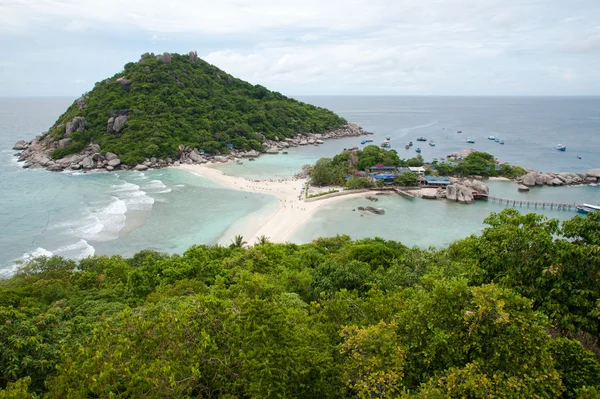 Beau paradis tropical en Thaïlande : Nang Yuan Island, Thaïlande — Photo