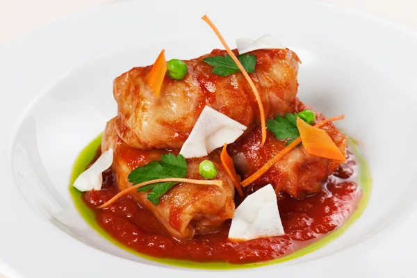 Stuffed cabbage in tomato sauce — Stock Photo, Image