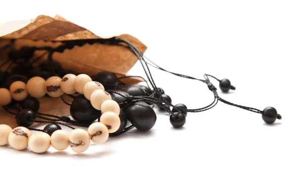 Eenvoudige sieraden van acai en andere zaden — Stockfoto