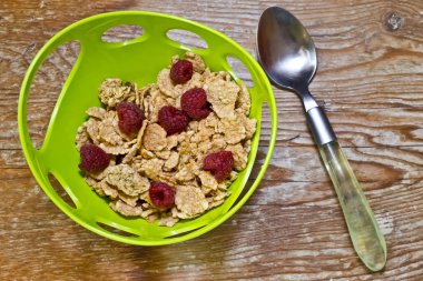 lezzetli ve sağlıklı kepekli müsli Kahvaltı