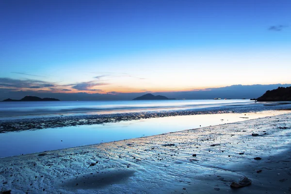 Sonnenuntergang entlang der Küste, hong kong. — Stockfoto