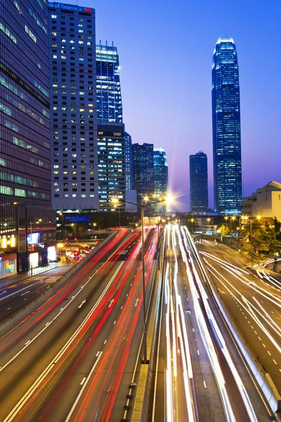 Traffic though downtown in Hong Kong — Stock Photo, Image