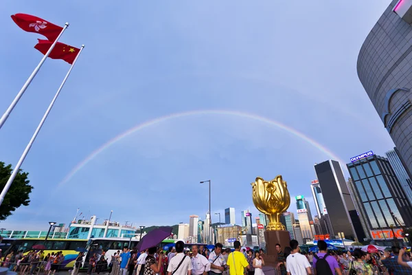 Rainbow in Hong Kong downtown — Stock Photo, Image
