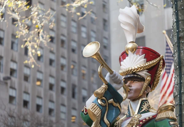 Toy Soldier Trumpeter at Rockefeller Center — Stock Photo, Image