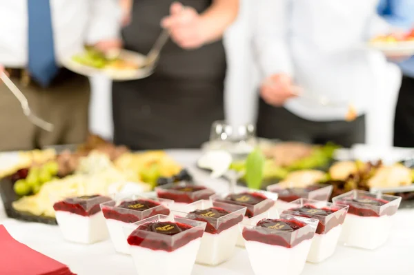 Catering Dessert Mini cremige Vorspeisen — Stockfoto