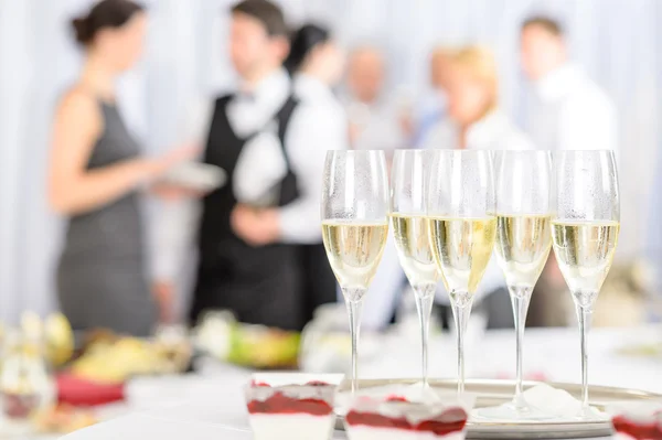 Aperitif champagne for meeting participants — Stock Photo, Image