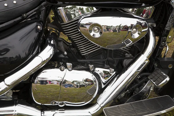 Bike chromed powerful motor are reflecting — Stock Photo, Image