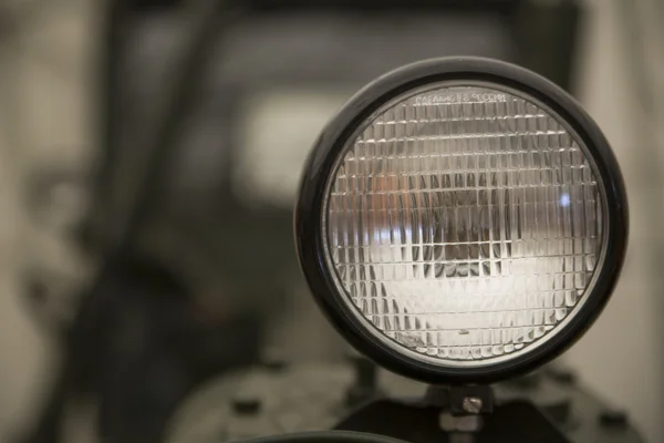 Φως είναι στρογγυλό και απομονωμένες από όχημα — Φωτογραφία Αρχείου