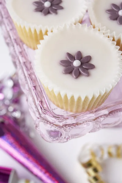 Cupcake su un vassoio — Foto Stock