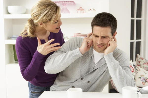 Couple Having Argument At Home — Stock Photo, Image