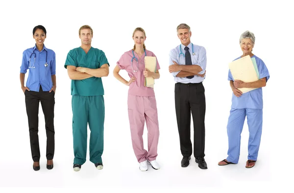 Grupo mixto de profesionales médicos — Foto de Stock