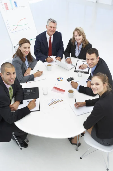 Mieszane grupy w spotkanie biznesowe — Zdjęcie stockowe