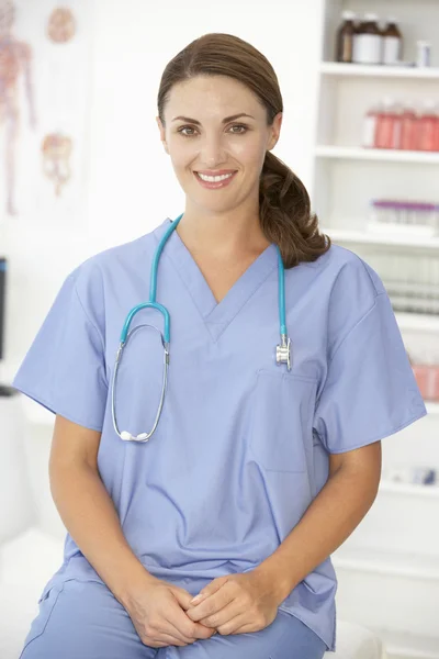 Female hospital doctor — Stok fotoğraf