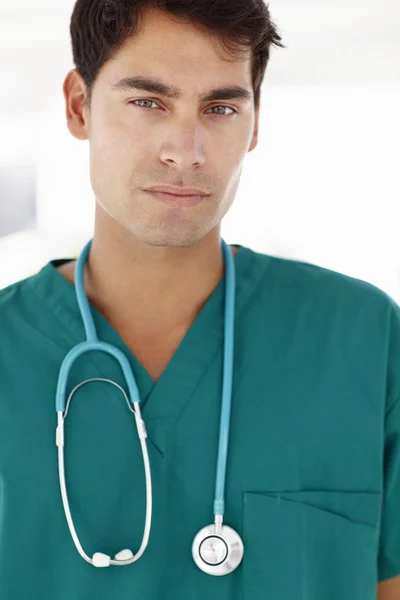 Giovane medico maschio — Foto Stock