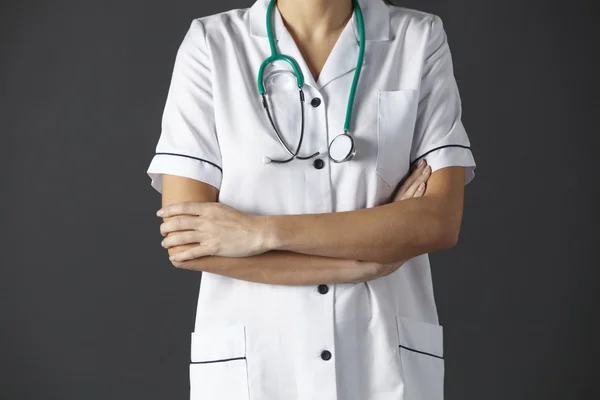 Amerikanische Krankenschwester Studio Porträt beschnitten — Stockfoto