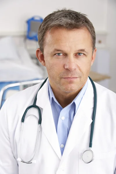Portrét americký lékař na oddělení, nemocnice — Stock fotografie