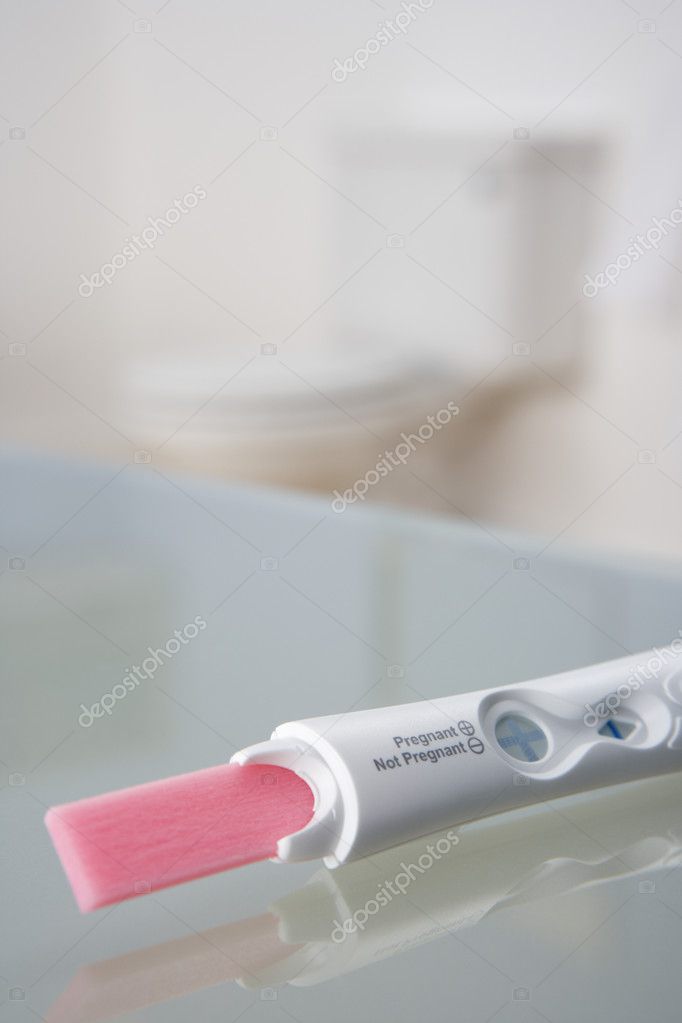 zwangerschap testen kit in badkamer — Stockfoto © monkeybusiness ... zwangerschap testen kit in badkamer — Stockfoto © monkeybusiness ...