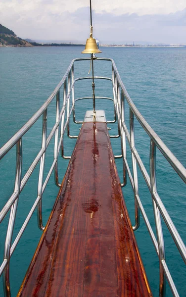 Nariz del transatlántico o del yate de mar — Foto de Stock