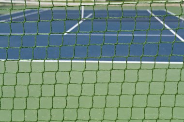 Yeşil Açık Tenis Kortu net