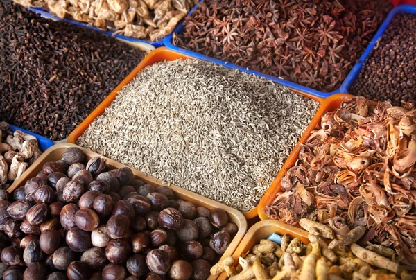 Spices at market — Stock Photo, Image