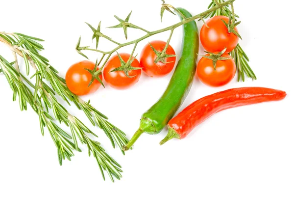 Frisches Gemüse isoliert auf weißem Hintergrund — Stockfoto