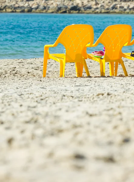 Morze i krzesła — Zdjęcie stockowe
