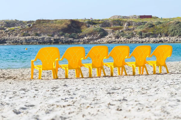 Morze i krzesła — Zdjęcie stockowe