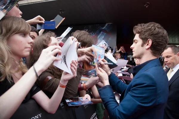 Premiere of the movie "The Amazing Spider-Man" — Stock Photo, Image