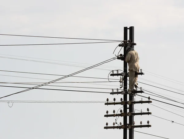 Elektrikář muž — Stock fotografie