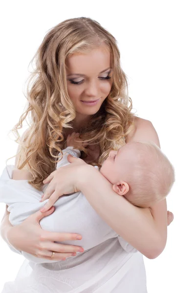 快乐年轻妇女抱着婴儿 — 图库照片