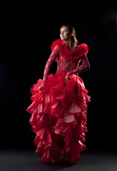 Flamenco-Tänzerin im roten Kleid — Stockfoto