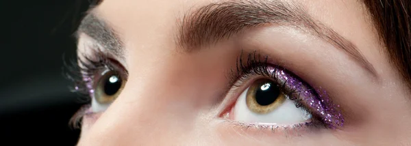 Augen aus nächster Nähe mit Make-up — Stockfoto
