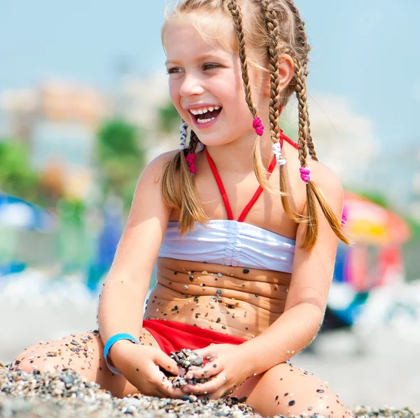 Gesicht des schönen Mädchens am Strand — Stockfoto