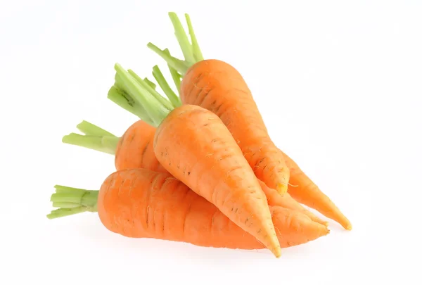 Montón de zanahorias aisladas en blanco — Foto de Stock