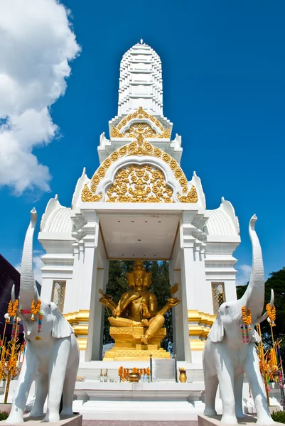 Tajlandia posąg Buddy w świątyni. — Zdjęcie stockowe
