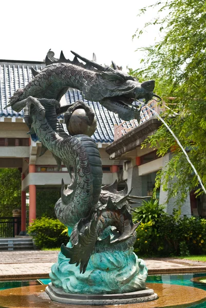 Chiński styl posąg smoka. — Zdjęcie stockowe